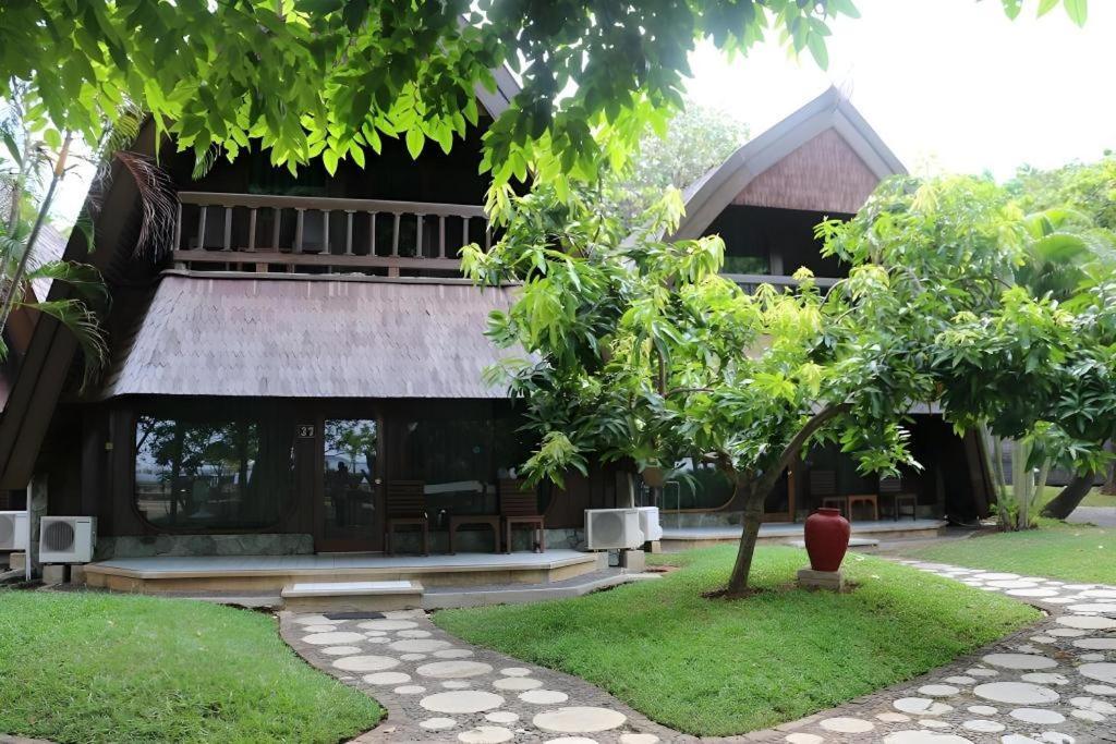 Hotel Putri Duyung Ancol Dżakarta Zewnętrze zdjęcie