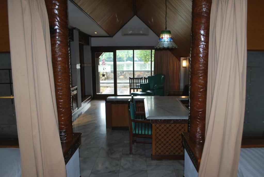 Hotel Putri Duyung Ancol Dżakarta Zewnętrze zdjęcie